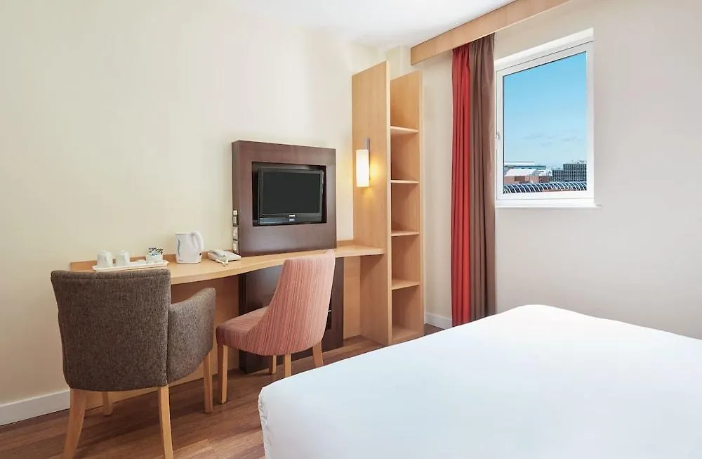 ibis Belfast City Centre