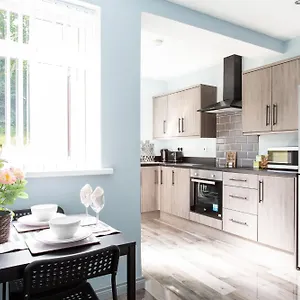  Holiday home Fully Refurbished North 3