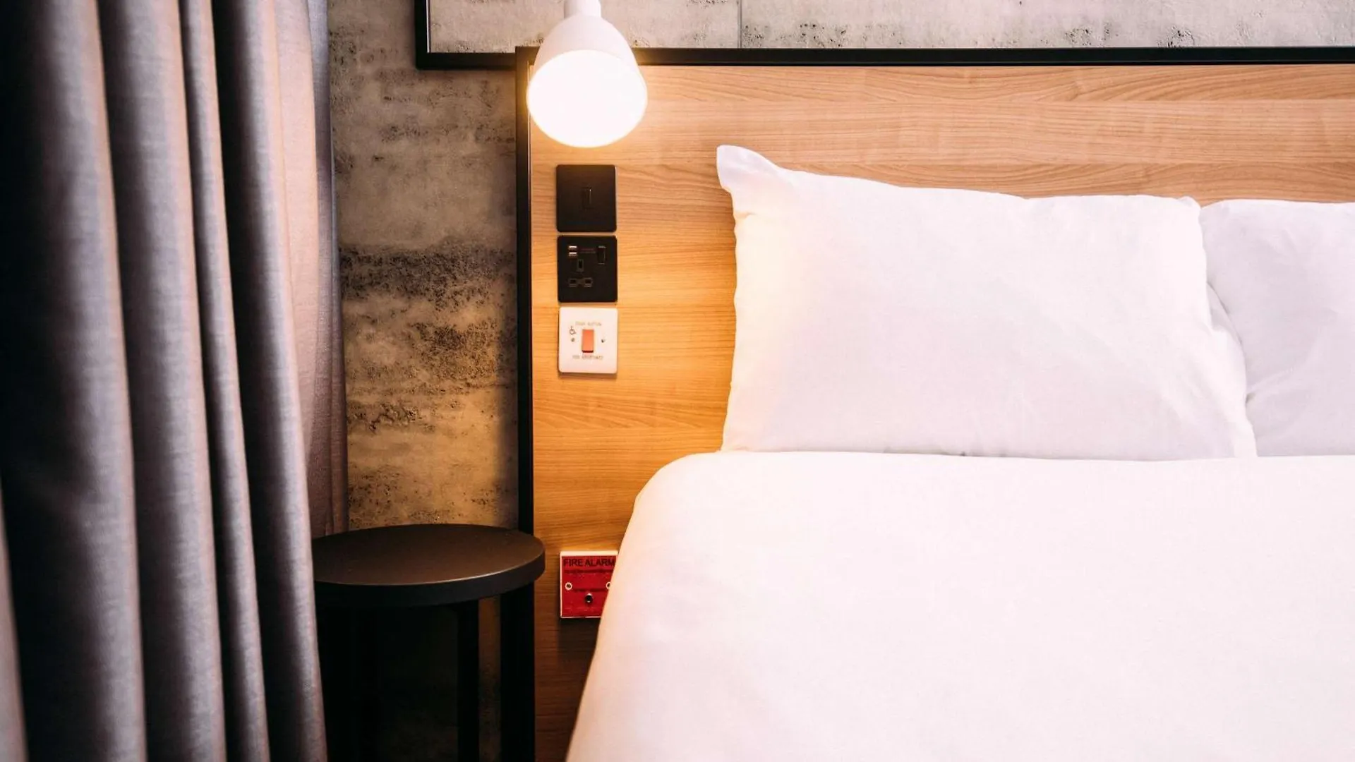 *** Отель Ibis Belfast City Centre Великобритания